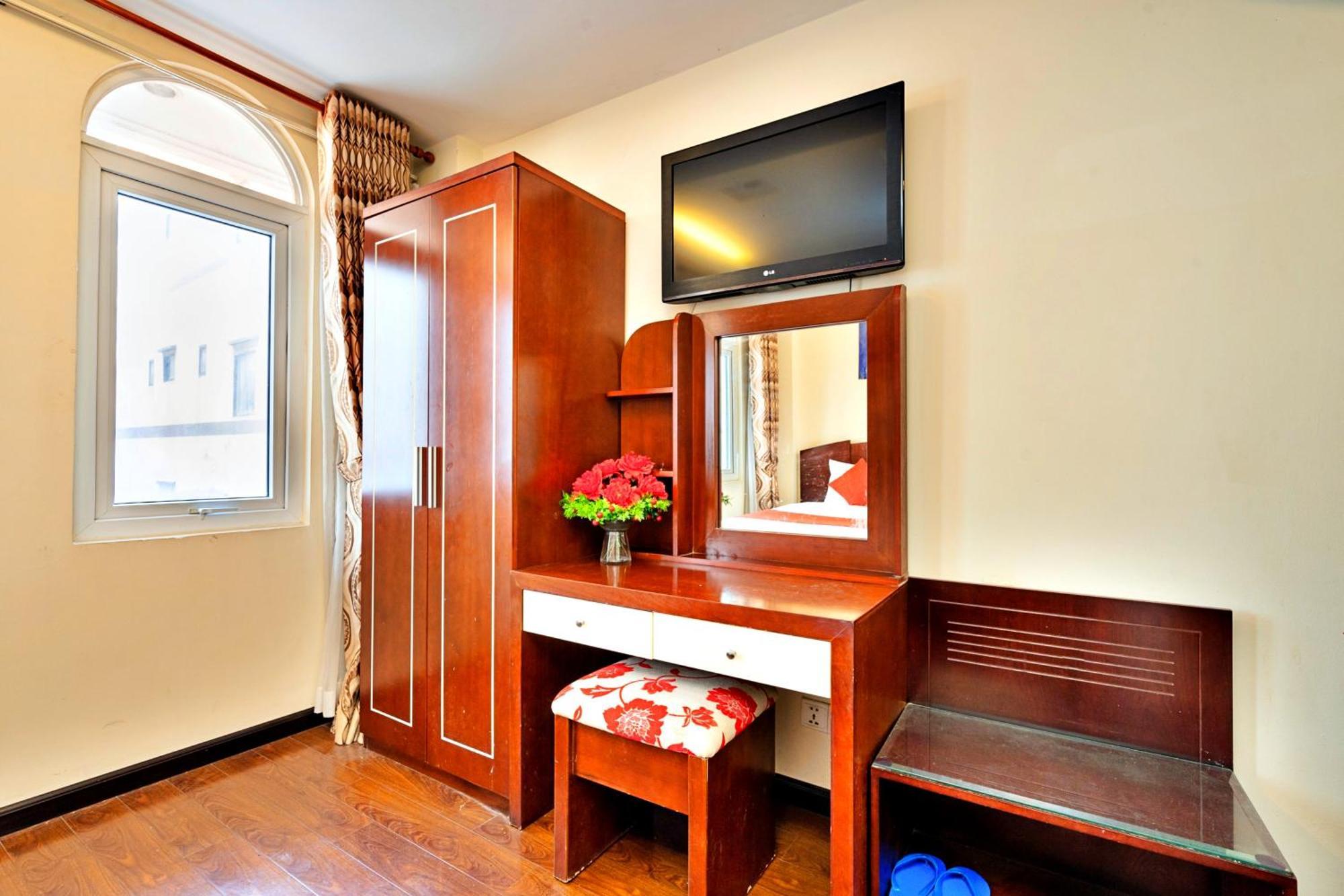 Hotel S79 Residences Yaya Bui Vien