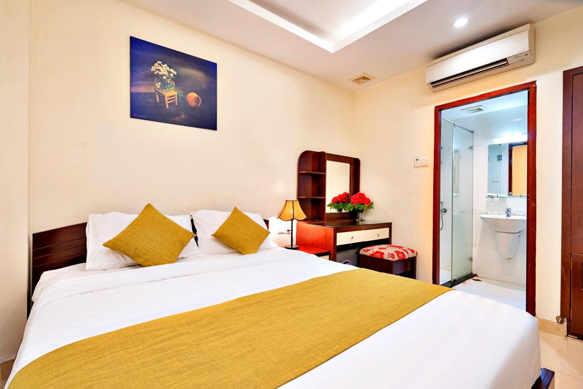 Hotel S79 Residences Yaya Bui Vien 3*
